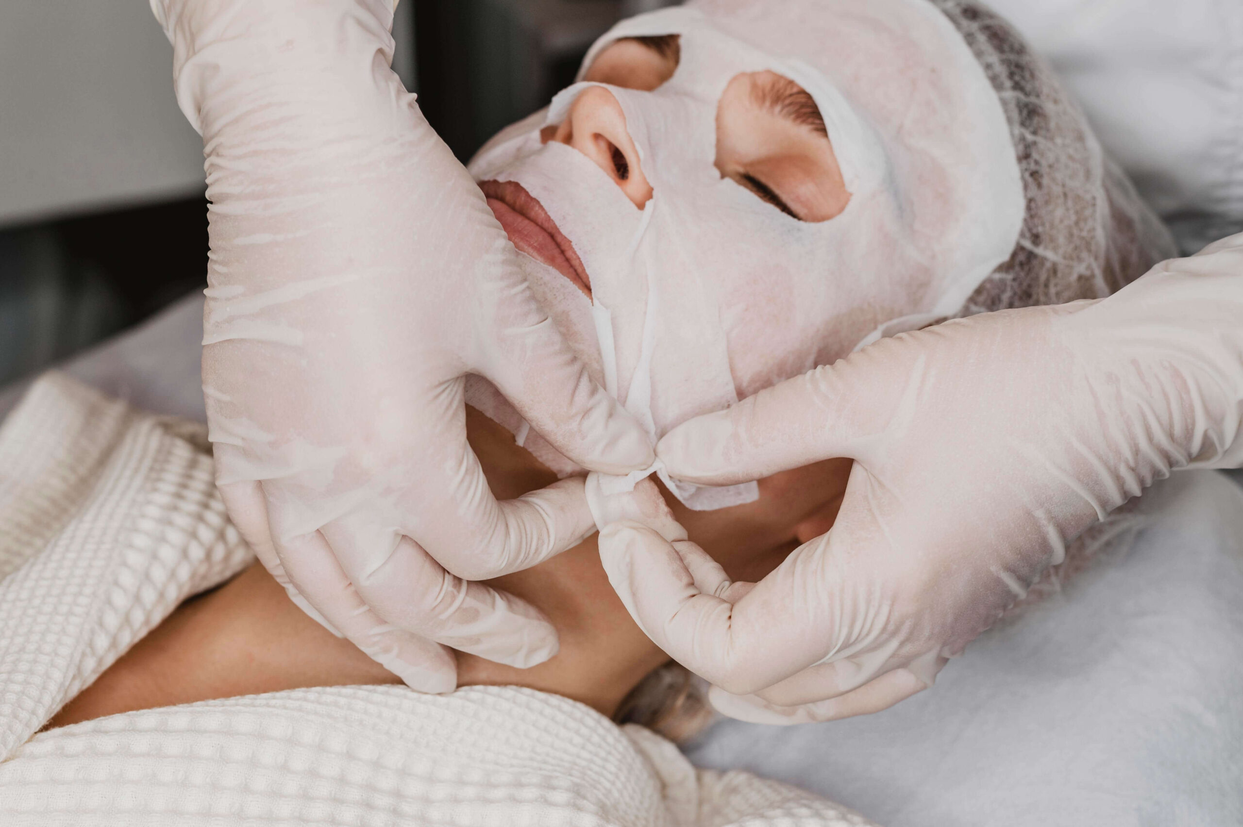 Facial Treatment Near Me I Narqes